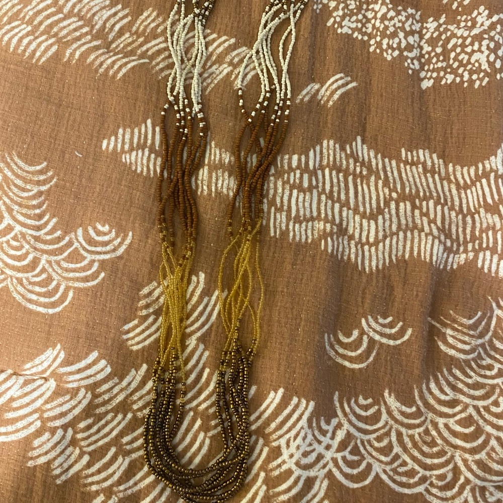 Bundle of 3 beaded necklaces - Picture 2 of 5